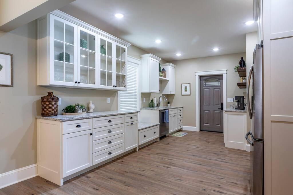 The Queen Place - Updated-Private Backyard Gordonville Εξωτερικό φωτογραφία