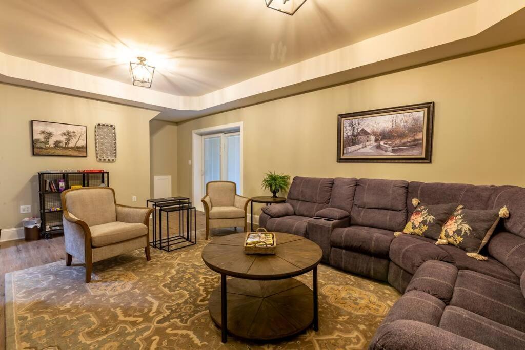 The Queen Place - Updated-Private Backyard Gordonville Εξωτερικό φωτογραφία
