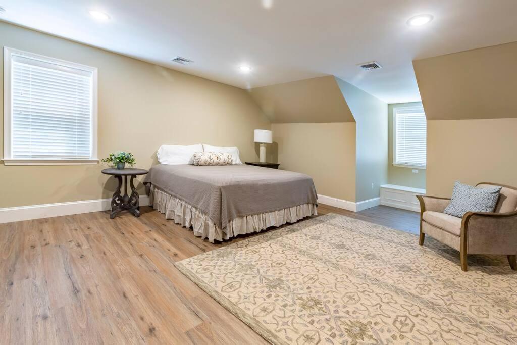 The Queen Place - Updated-Private Backyard Gordonville Εξωτερικό φωτογραφία