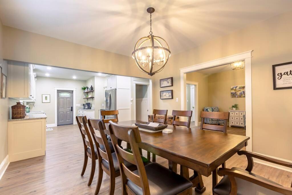 The Queen Place - Updated-Private Backyard Gordonville Εξωτερικό φωτογραφία